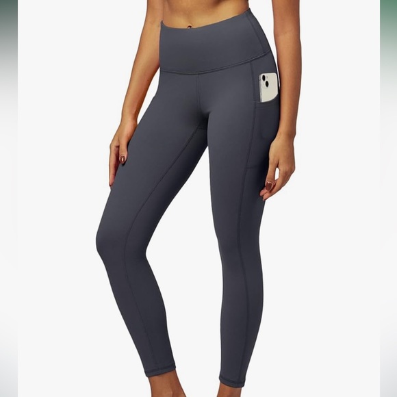 Stylish Women's Pants Set - Black, Gray, and Olive - Picture 5 of 6